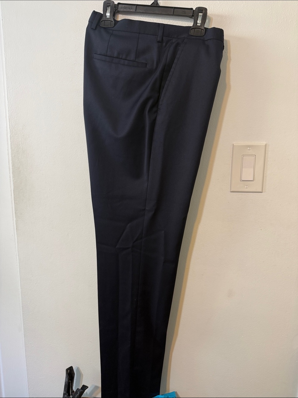 HUGO Men's Dark Navy Dress Pants 34-Waist 32-long
